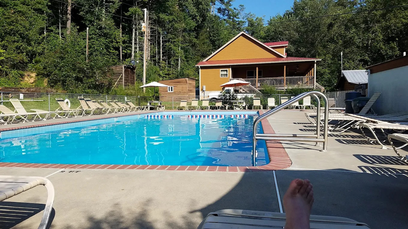 Whispering Pines Campground