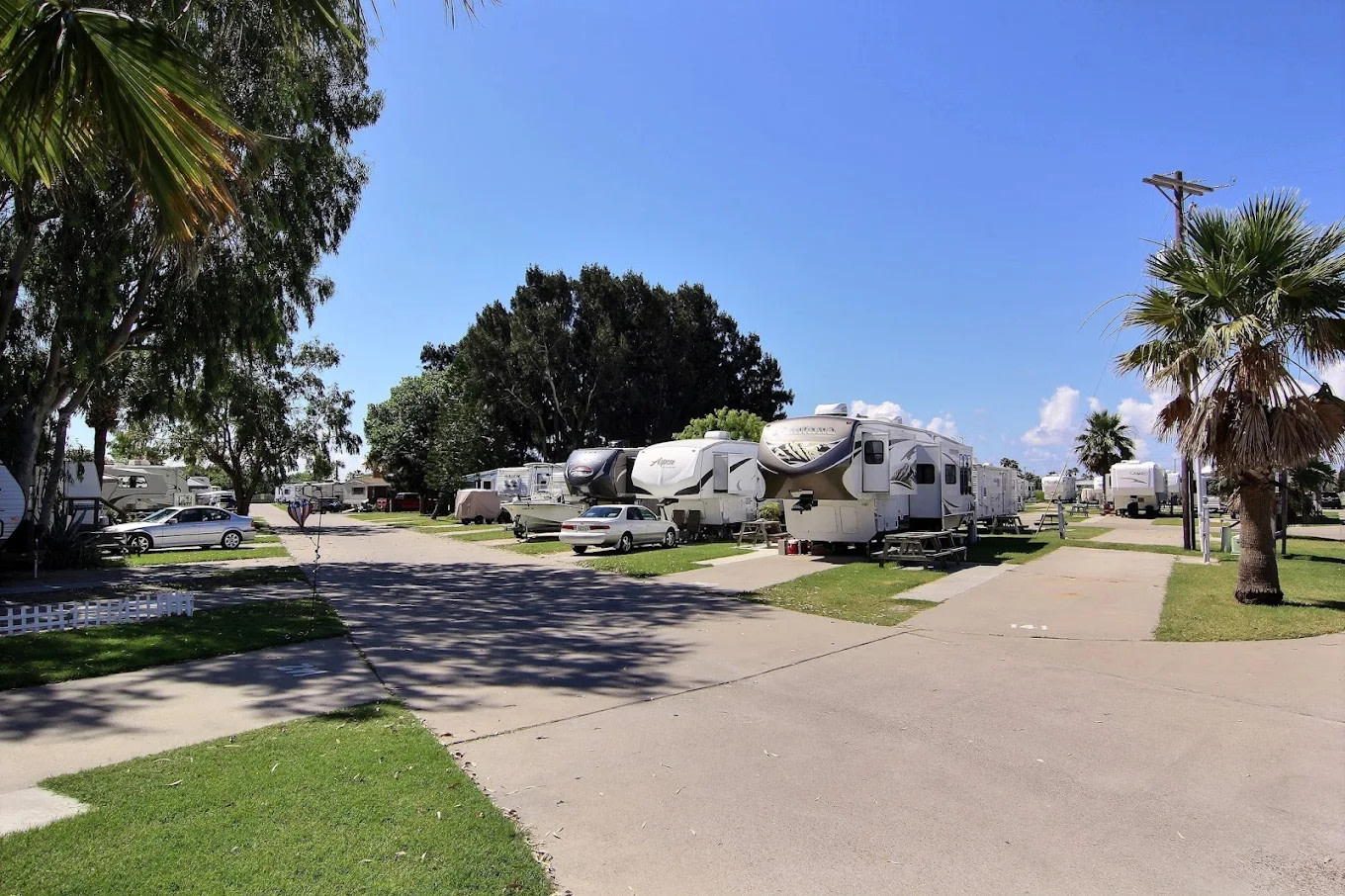 Tropic Island Resort