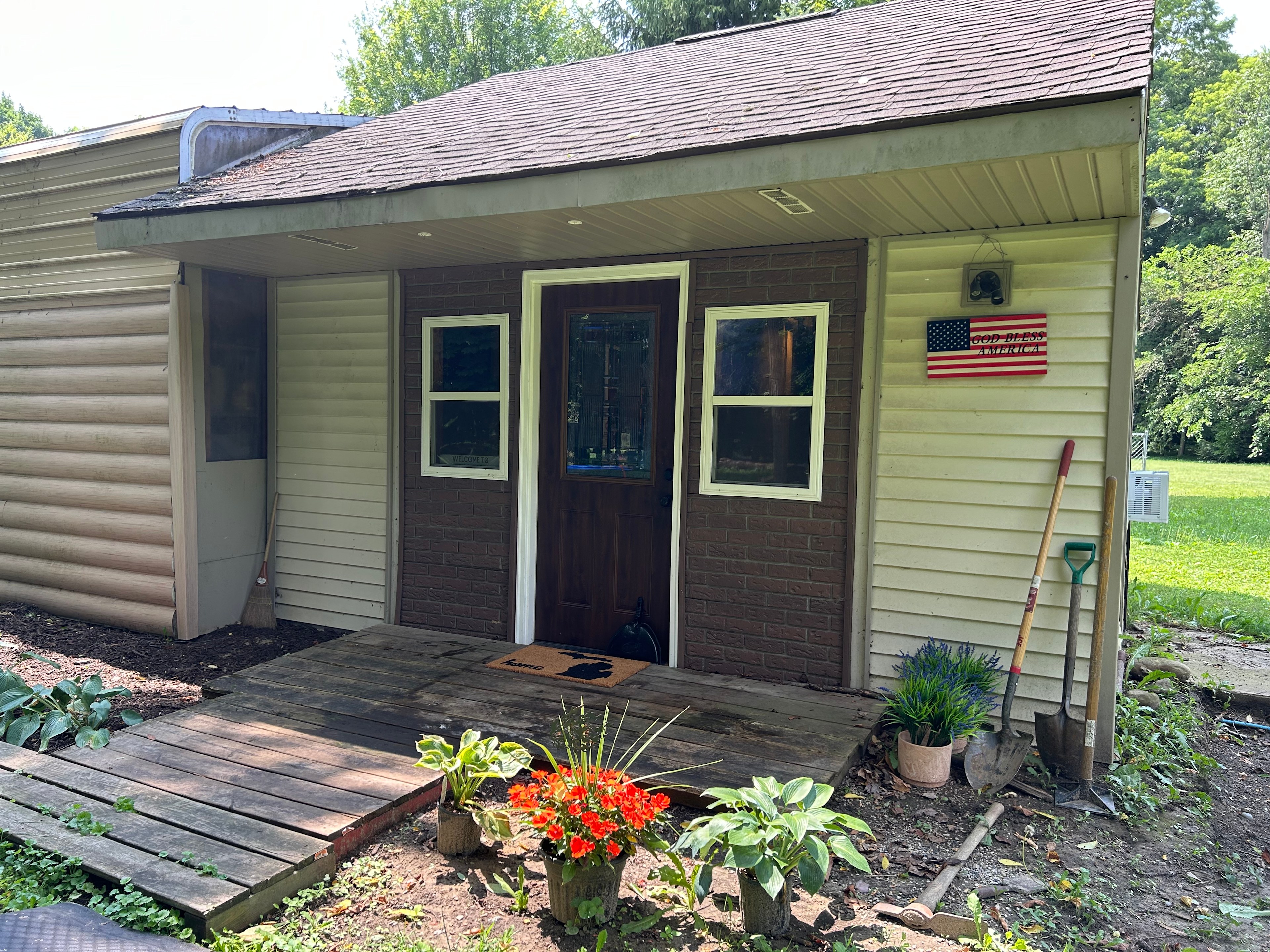 Nick’s Cozy Cabin