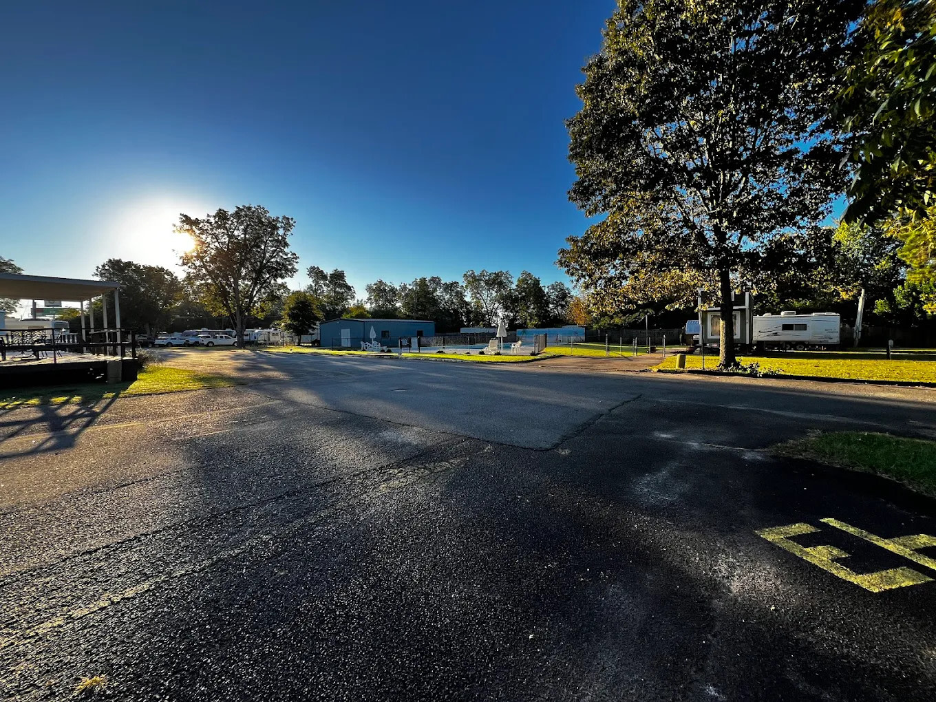 Crossroads Travel RV Park