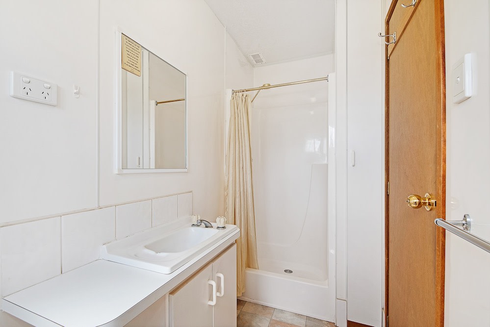 Golden Country Motel & Caravan Park