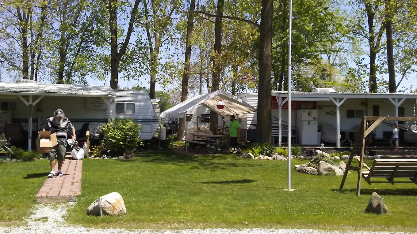 JT'S Lakeside Campground