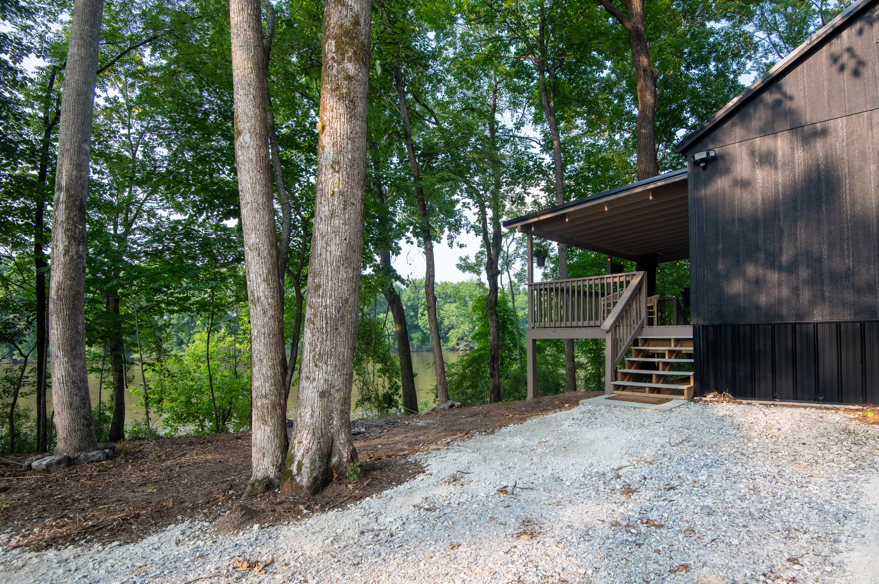 The Shoals Retreats at Lay Landing