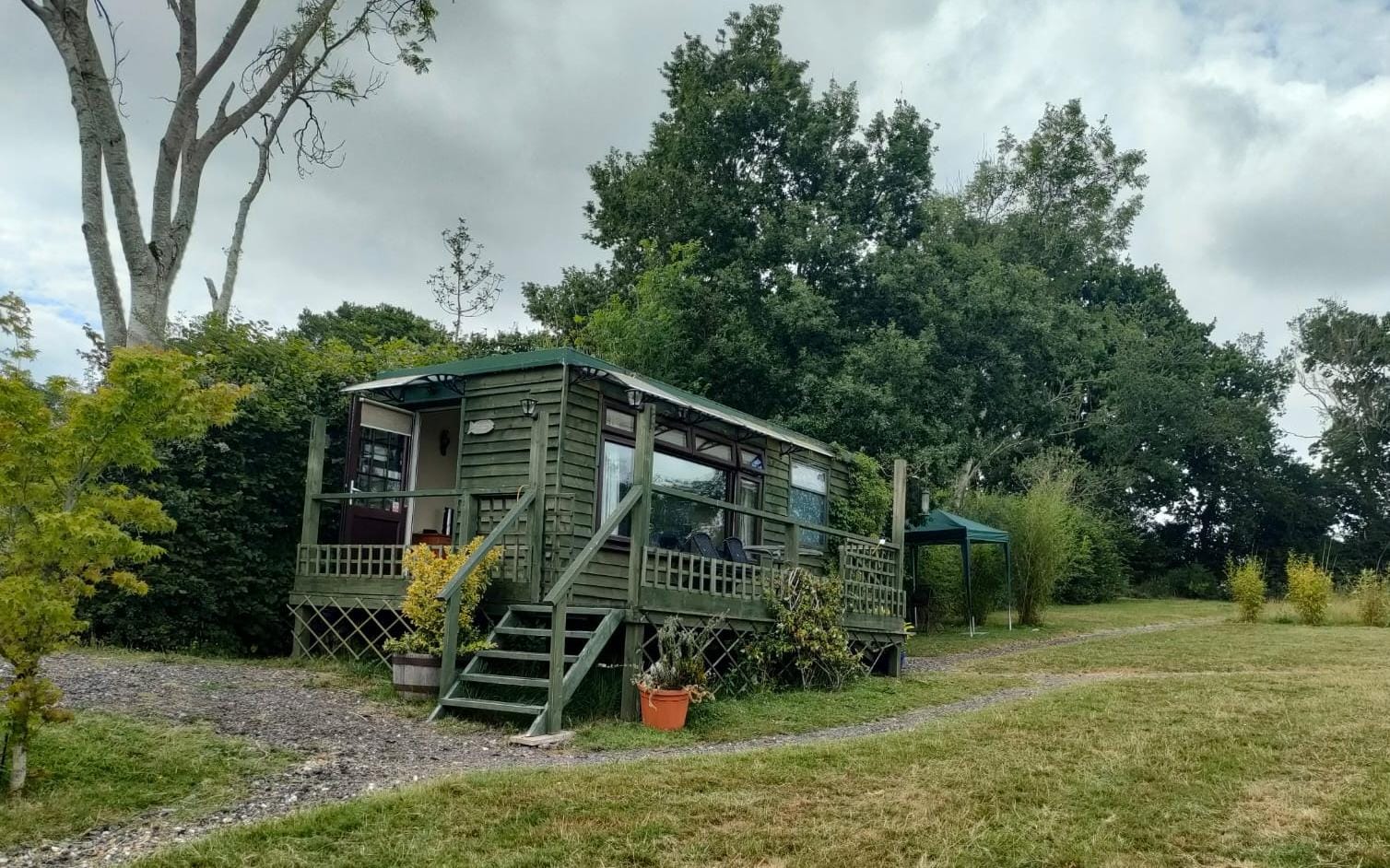 Hastingford Fishery Glamping