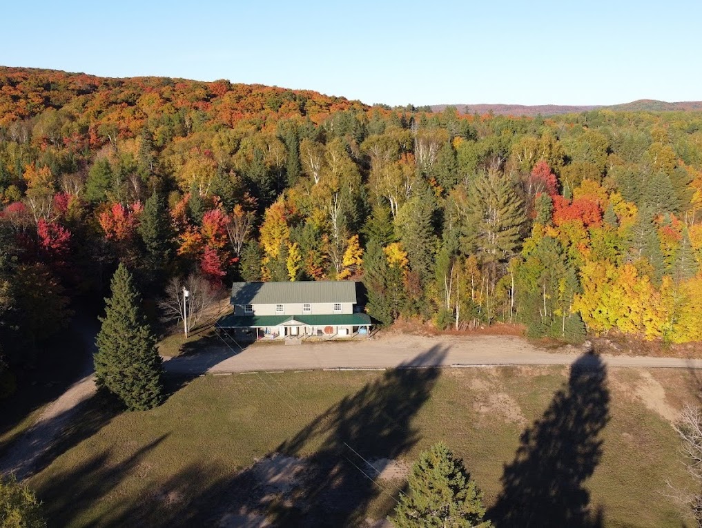 Mitziville By The Lake