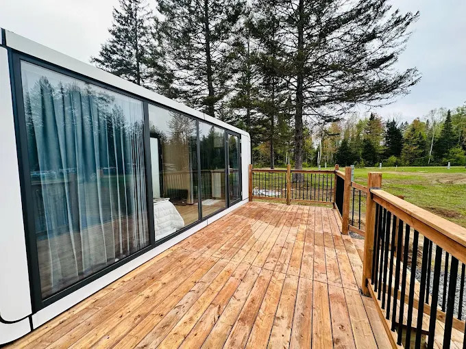 Mitziville By The Lake