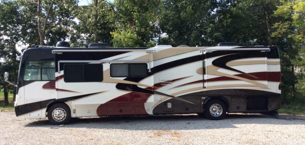 The Woods At Plaza Drive