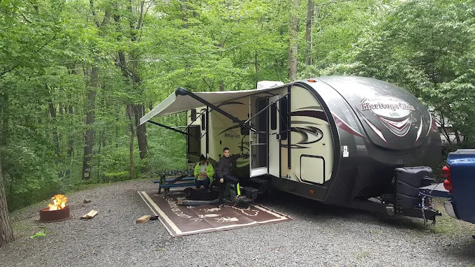 Adventure Bound Camping Resorts - Oak Creek