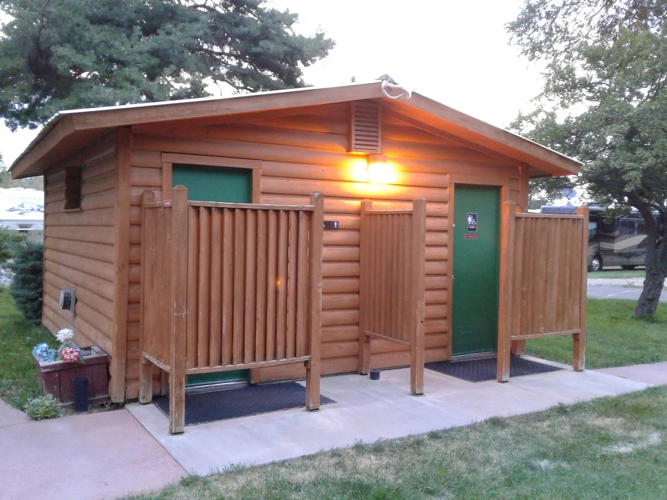 Wagons West RV Park & Campground