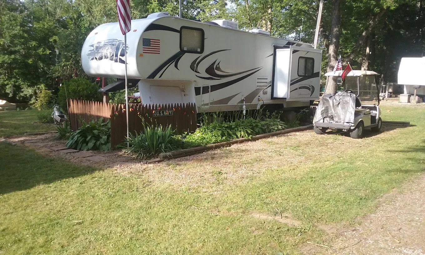Sunset Lake Family Campground