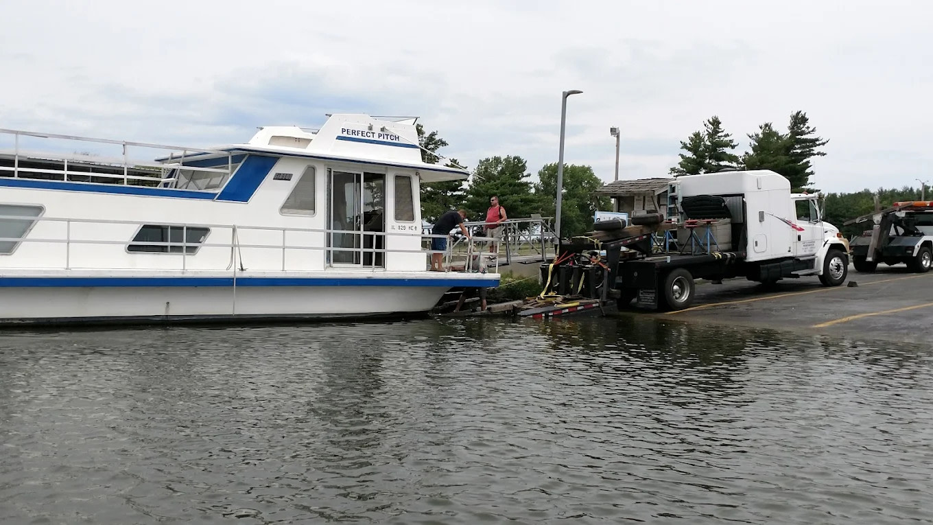 Clinton Marina and Campground
