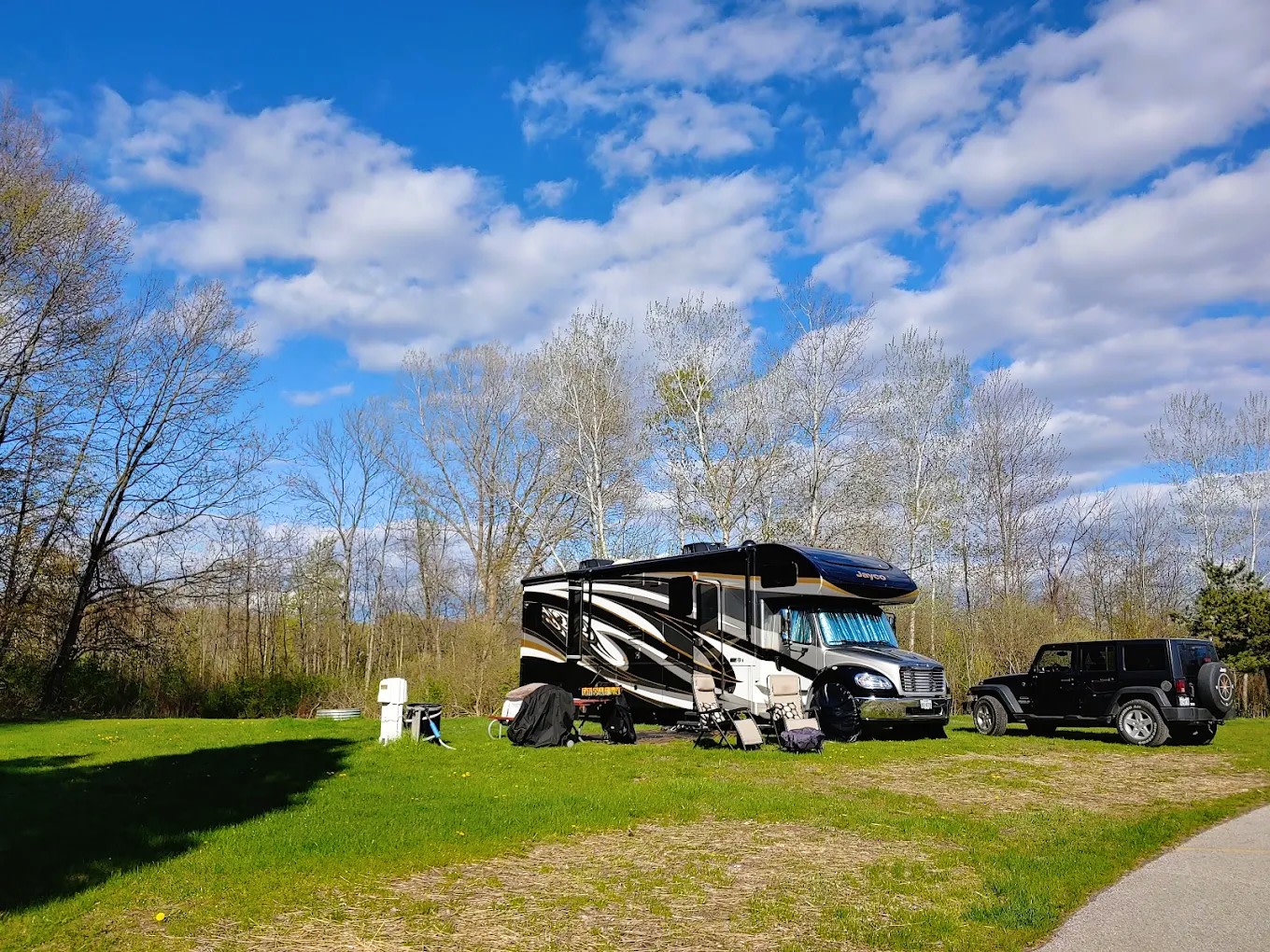 Riverside Park And Campground