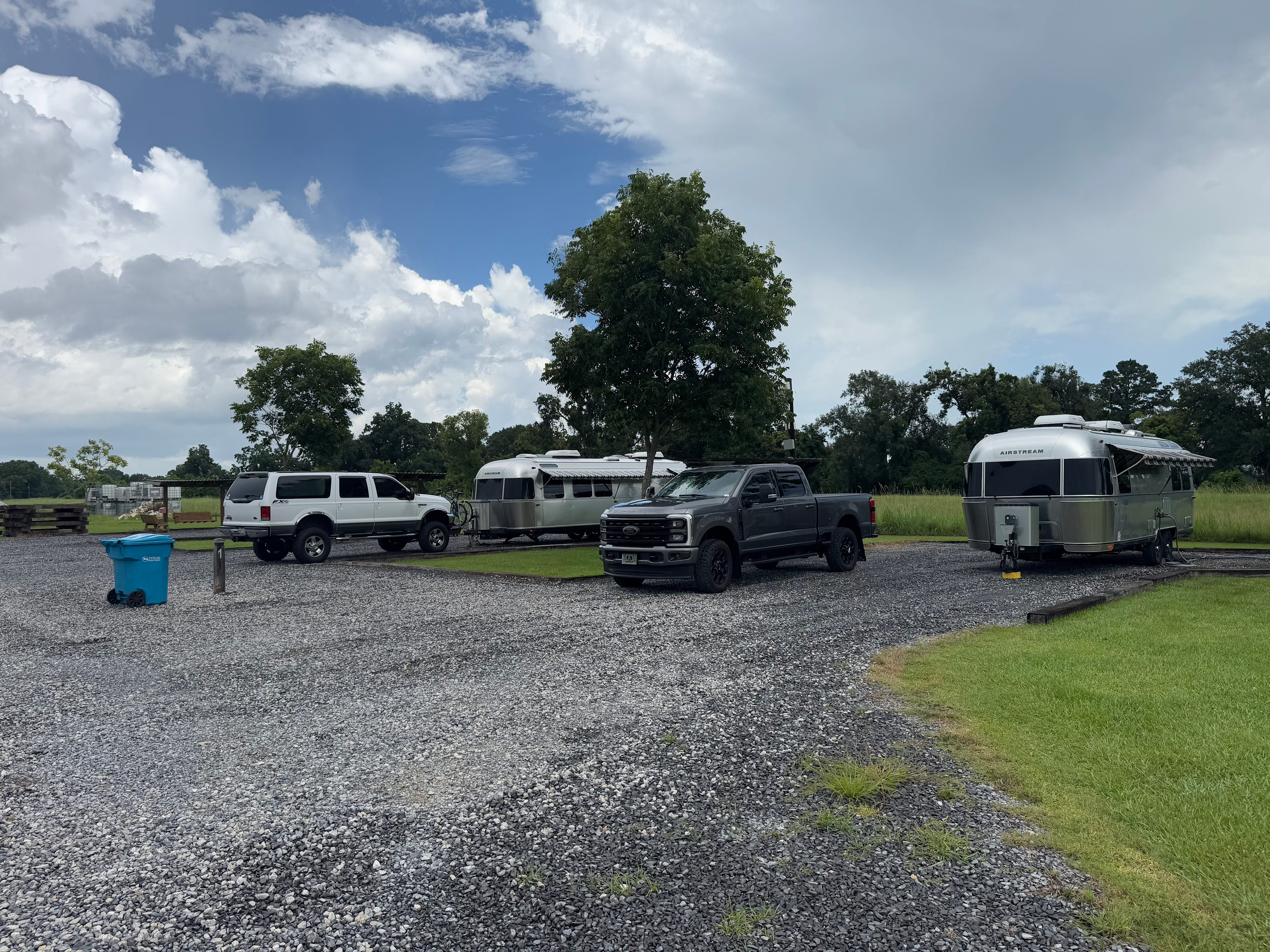 Island Side Barbershop and RV Site