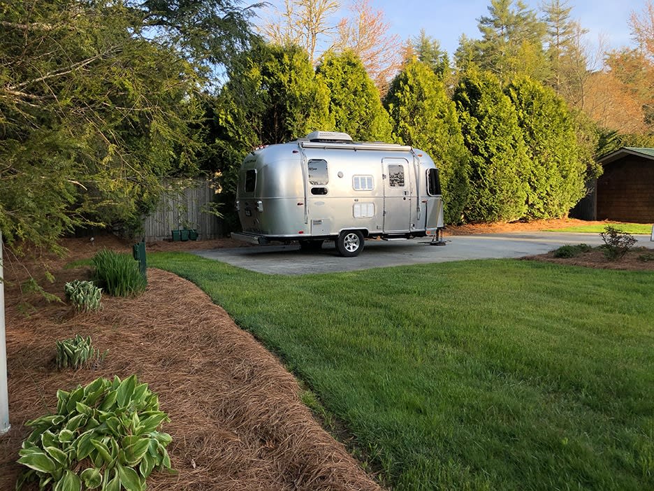 Stay Sublime, Delivery and Setup