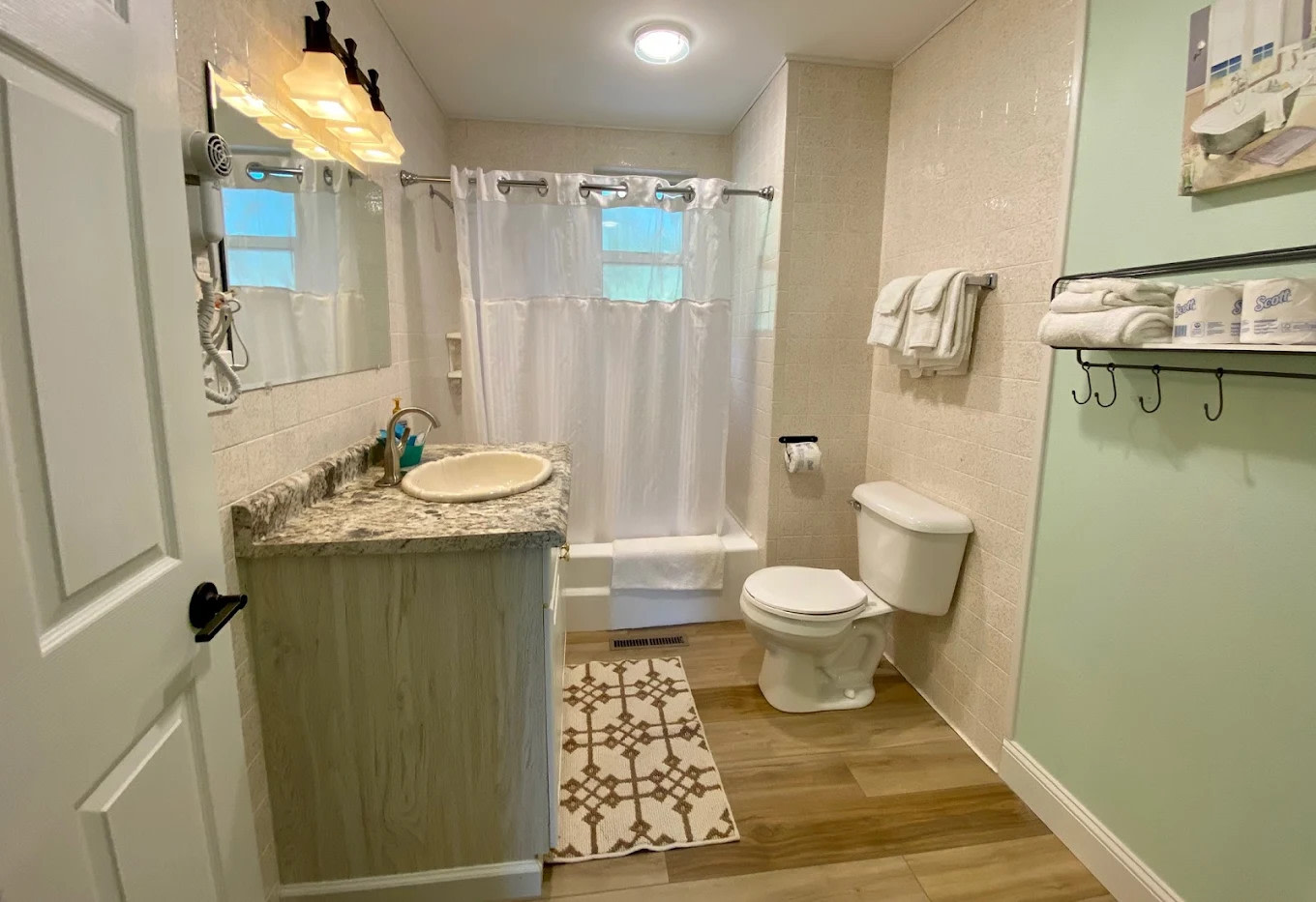 Hickory Hollow Resort