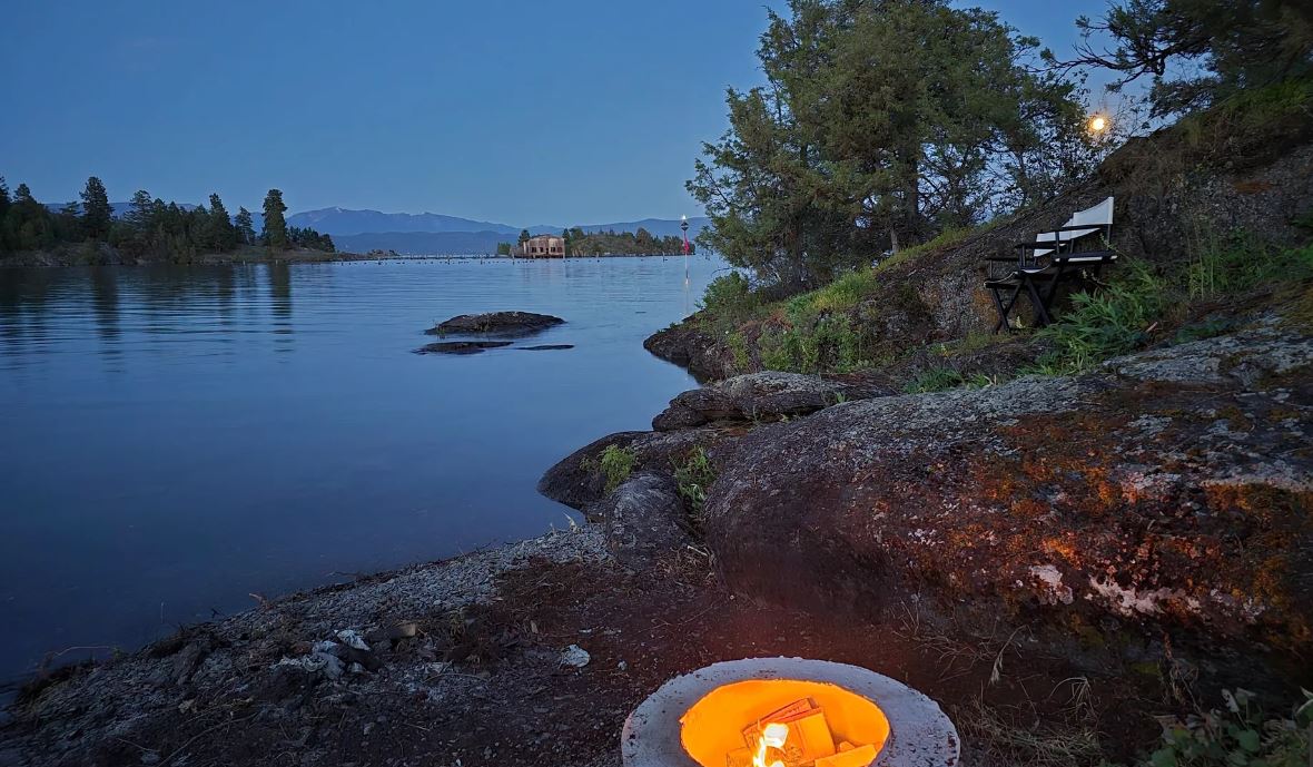 Flathead Lake Island Chalet