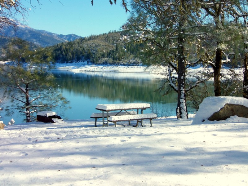 Lake Pillsbury Resort