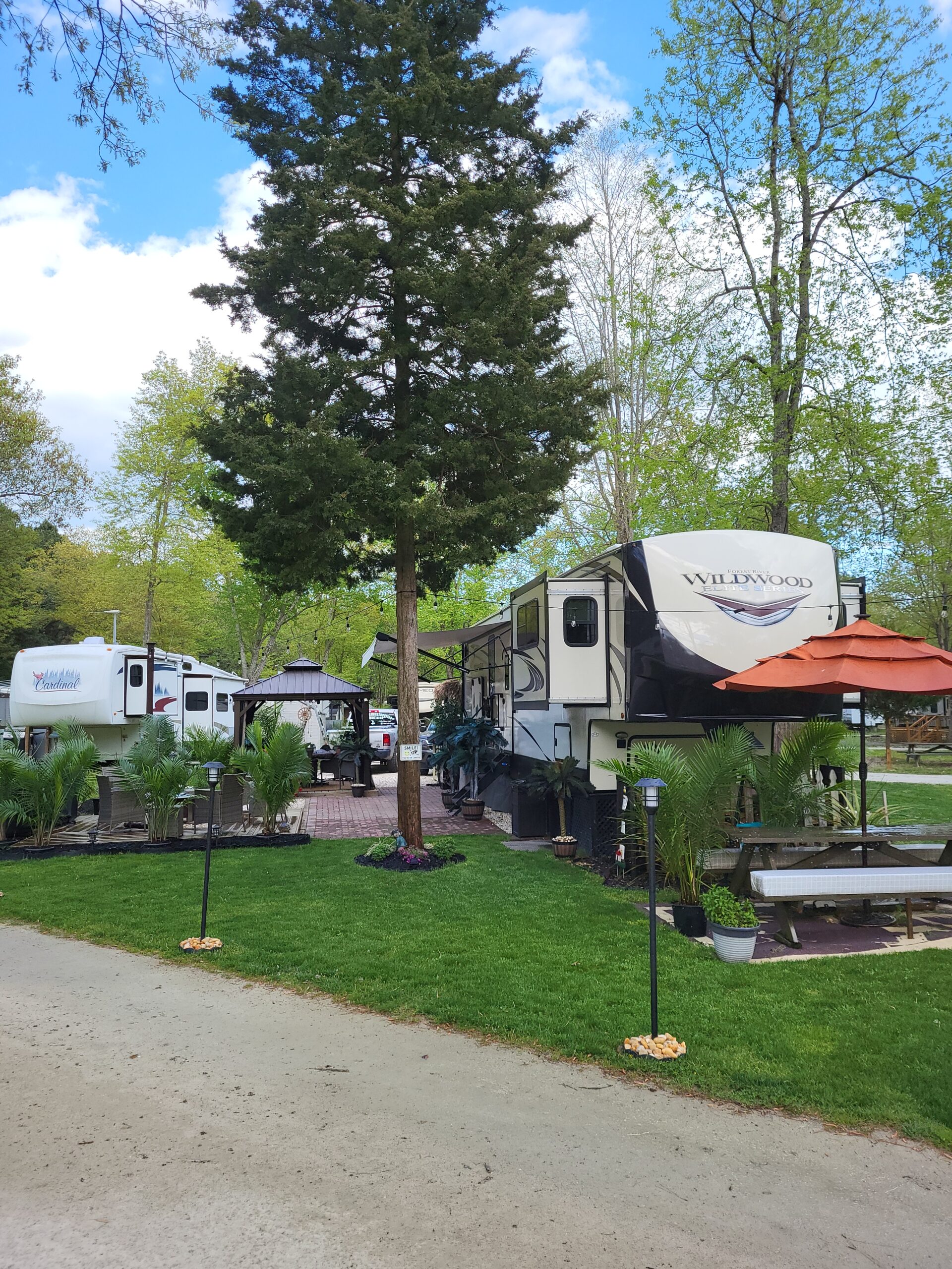 Holly Lake Campsites