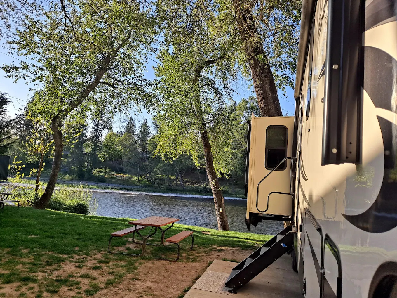 Riverpark RV Resort