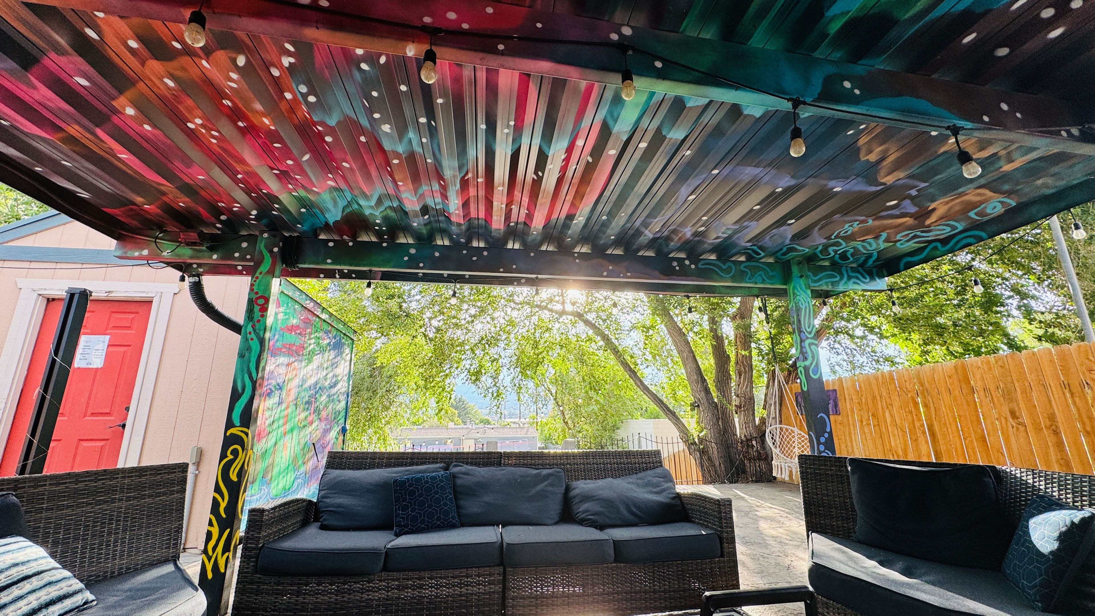 Pikes Peak RAD Hostel Van Camping