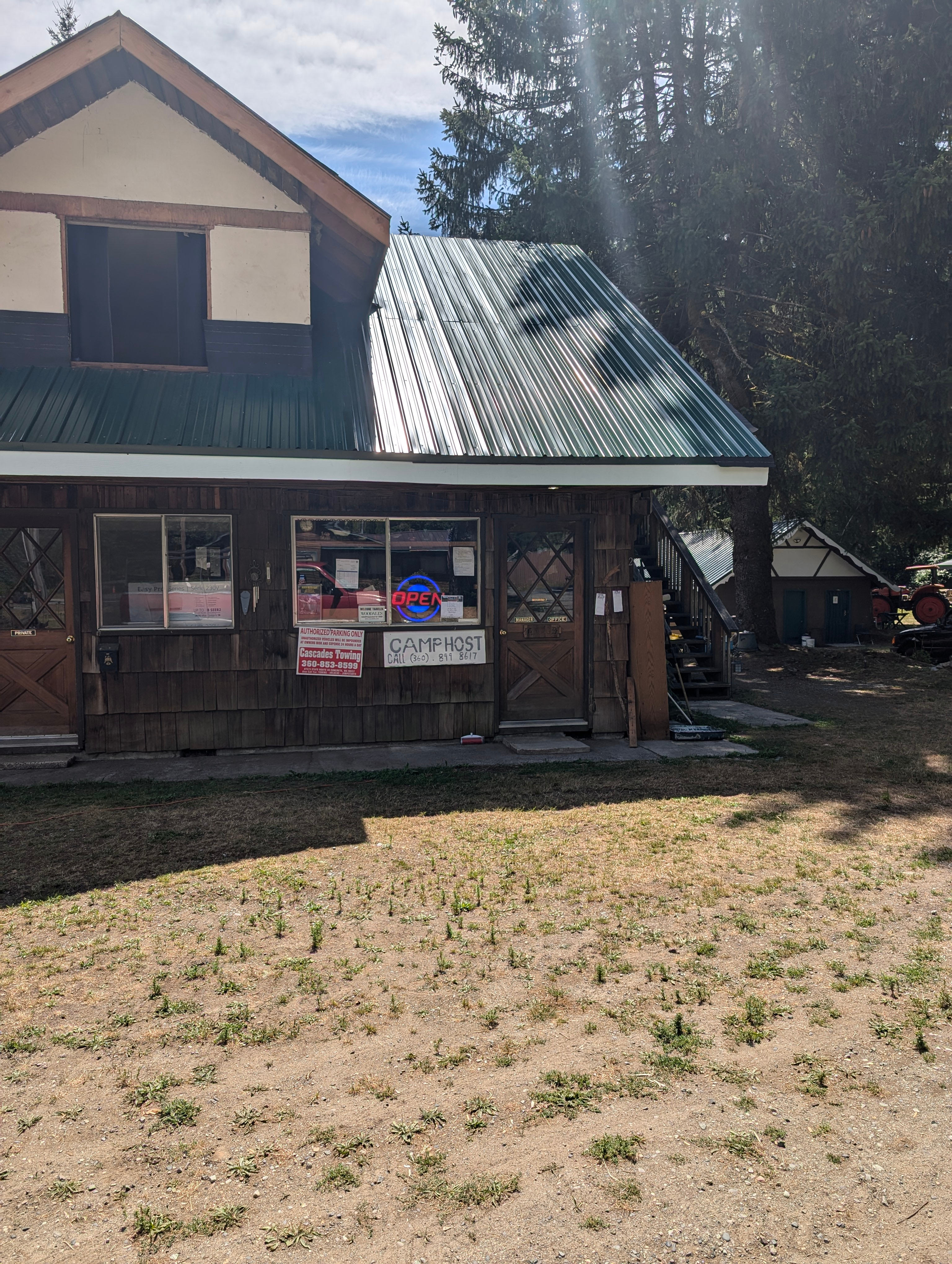 Chom's RV Campground