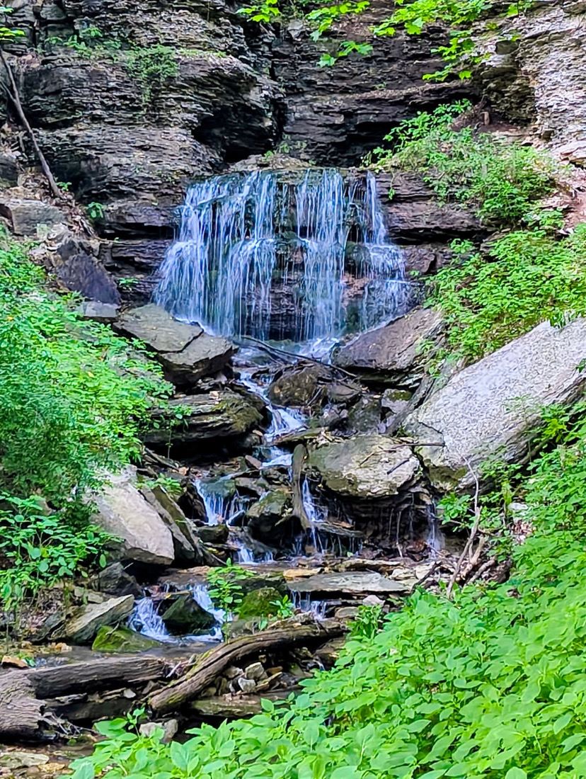 Hideaway Camper by the Cave 2.0