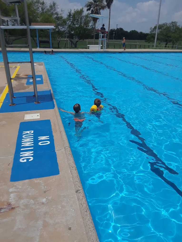 Lighthouse Beach RV Park