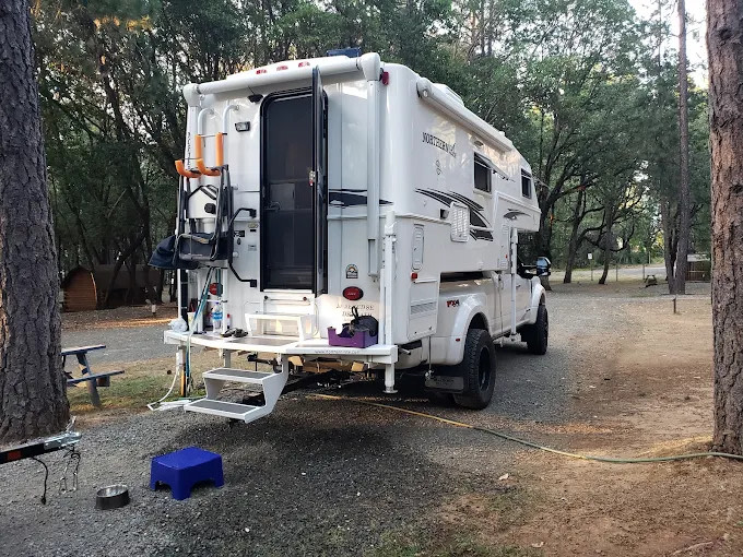Sunny Valley Campground