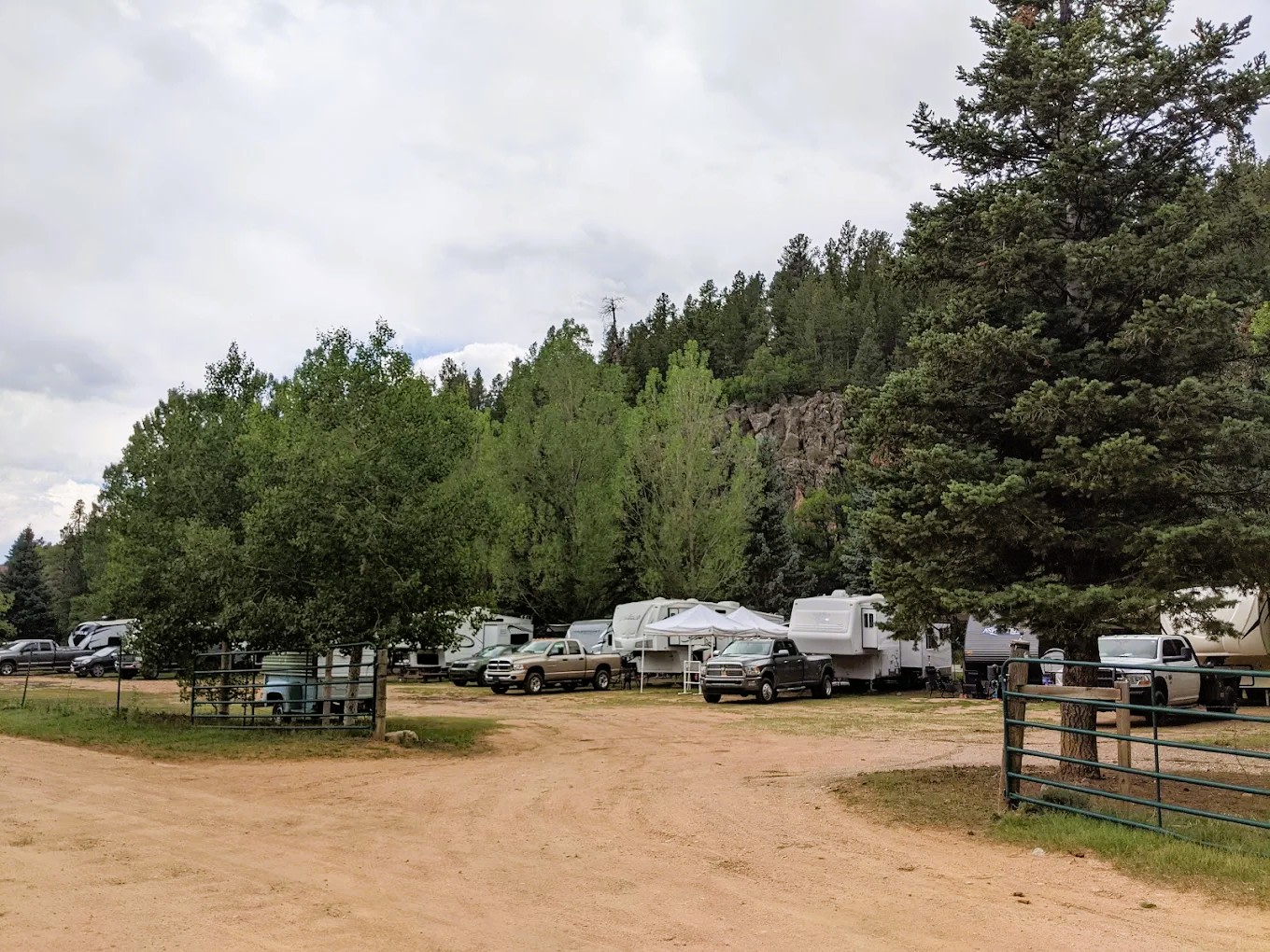 Sierra Bonita Cabins & RV Park