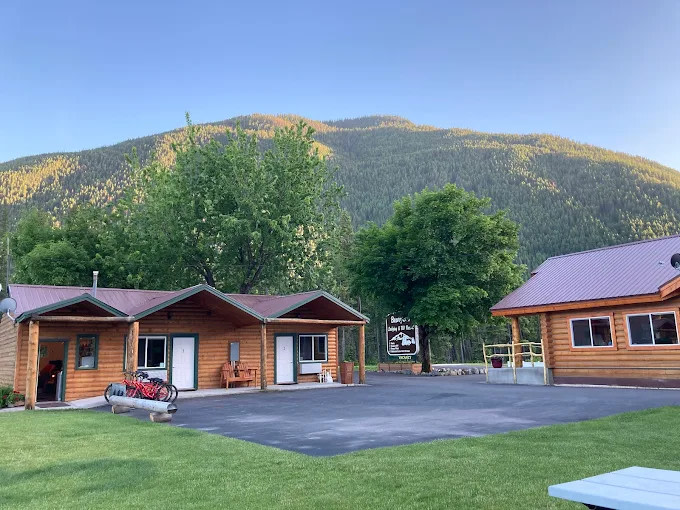 Beargrass Lodging and RV Resort
