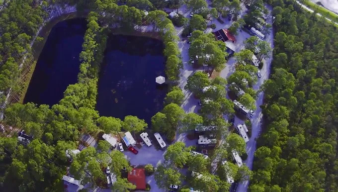 Pineglen Motorcoach and RV Park