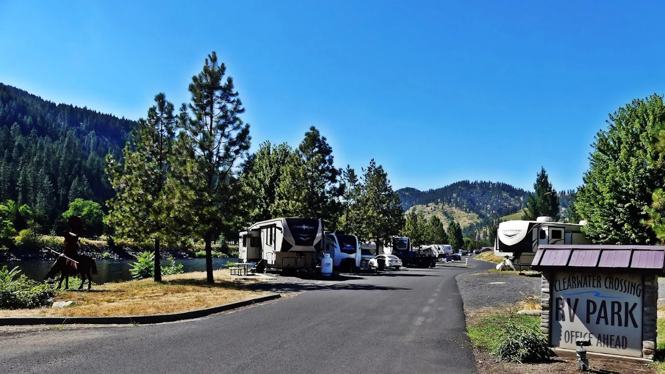 Clearwater Crossing RV Park
