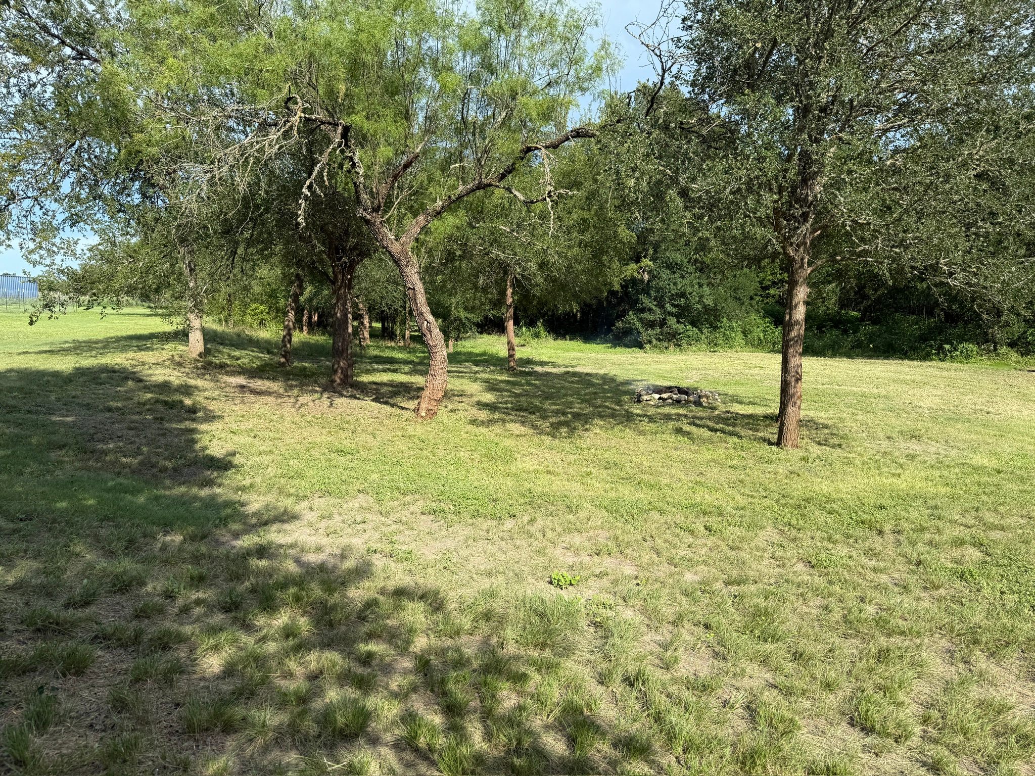 Secluded camp minutes from Austin