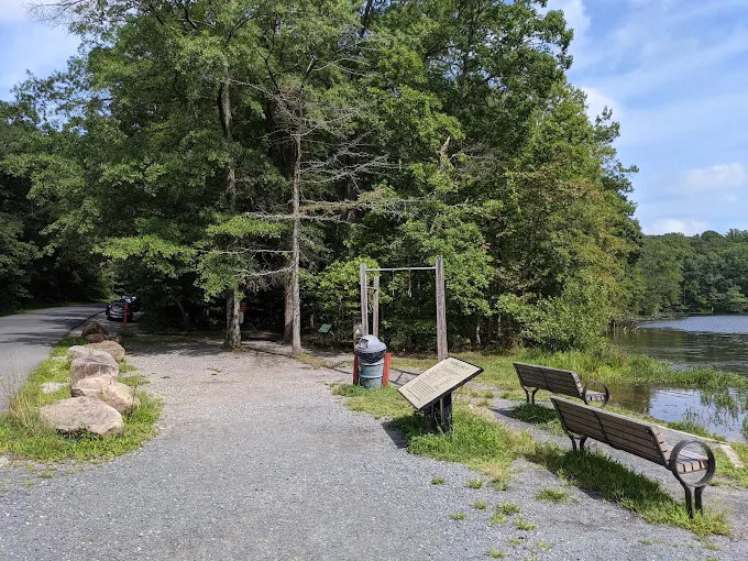 Burke Lake Park