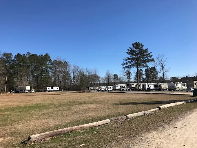 Waldo's Beach Campground