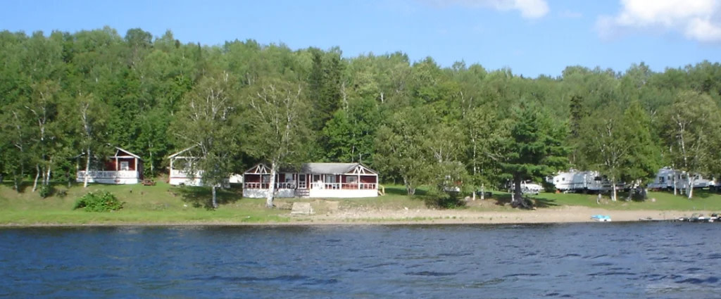 St. Froid Lakefront Cabins