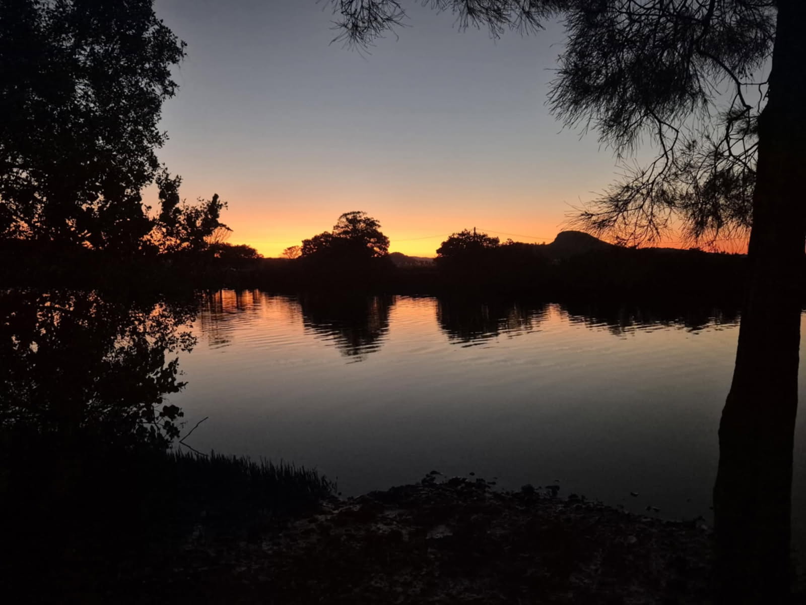 Burtons river side camp grounds
