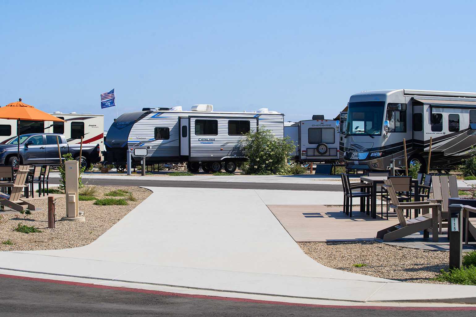 Pull Through Full Hookup RV SIte