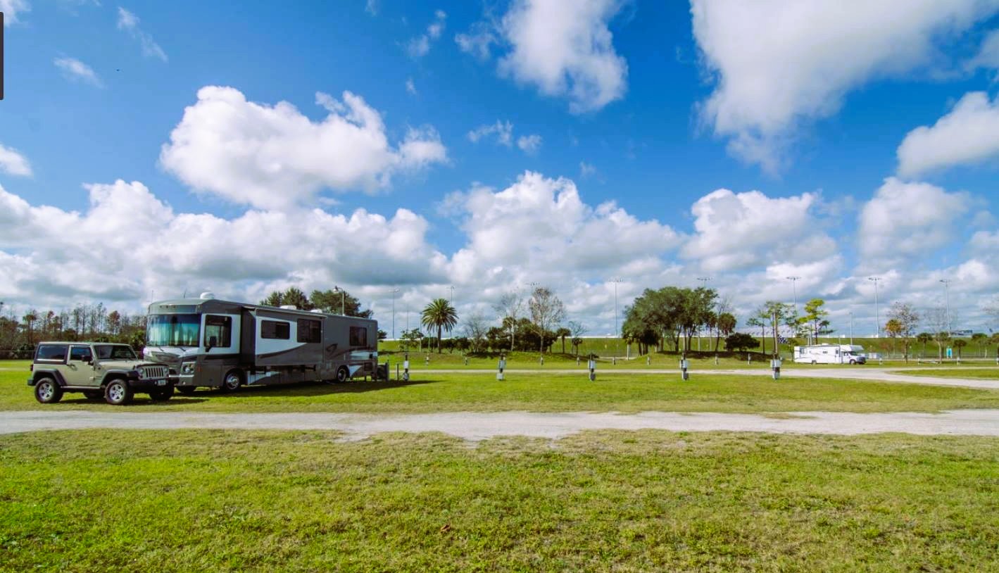 Racetrack RV