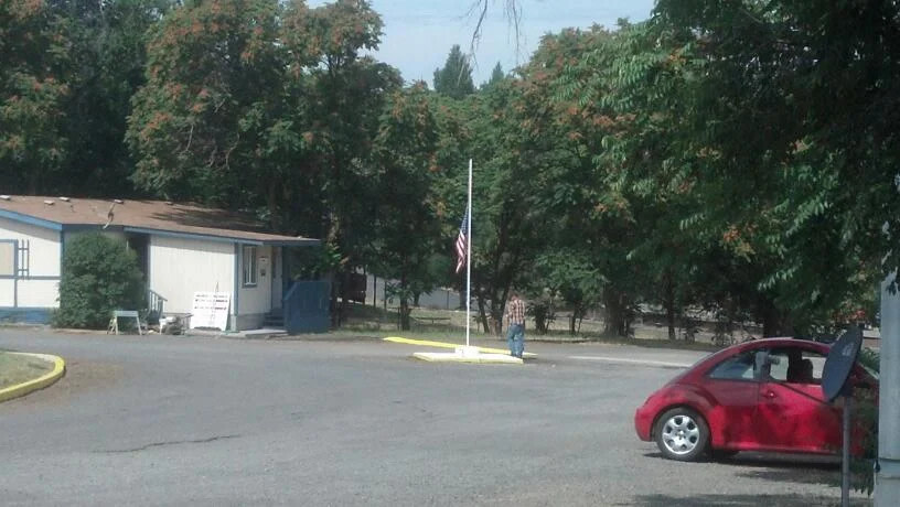 Columbia River Resort and RV Park