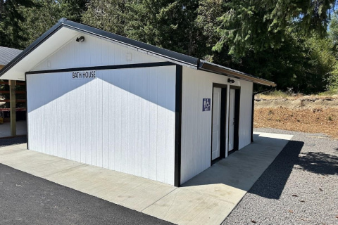 RV@Olympic bathhouses