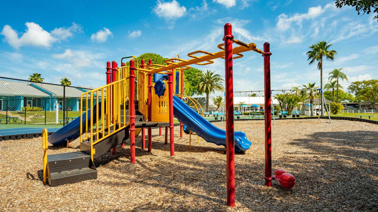 Sun Retreats Dunedin