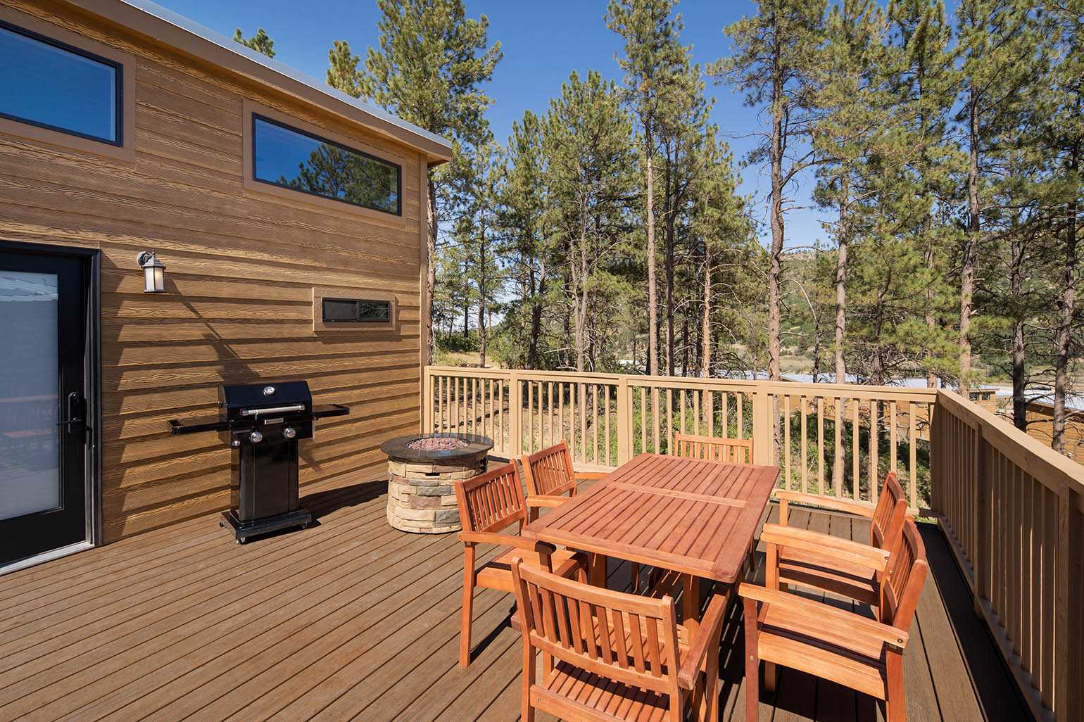 Boo Boo Bear™ Cabin