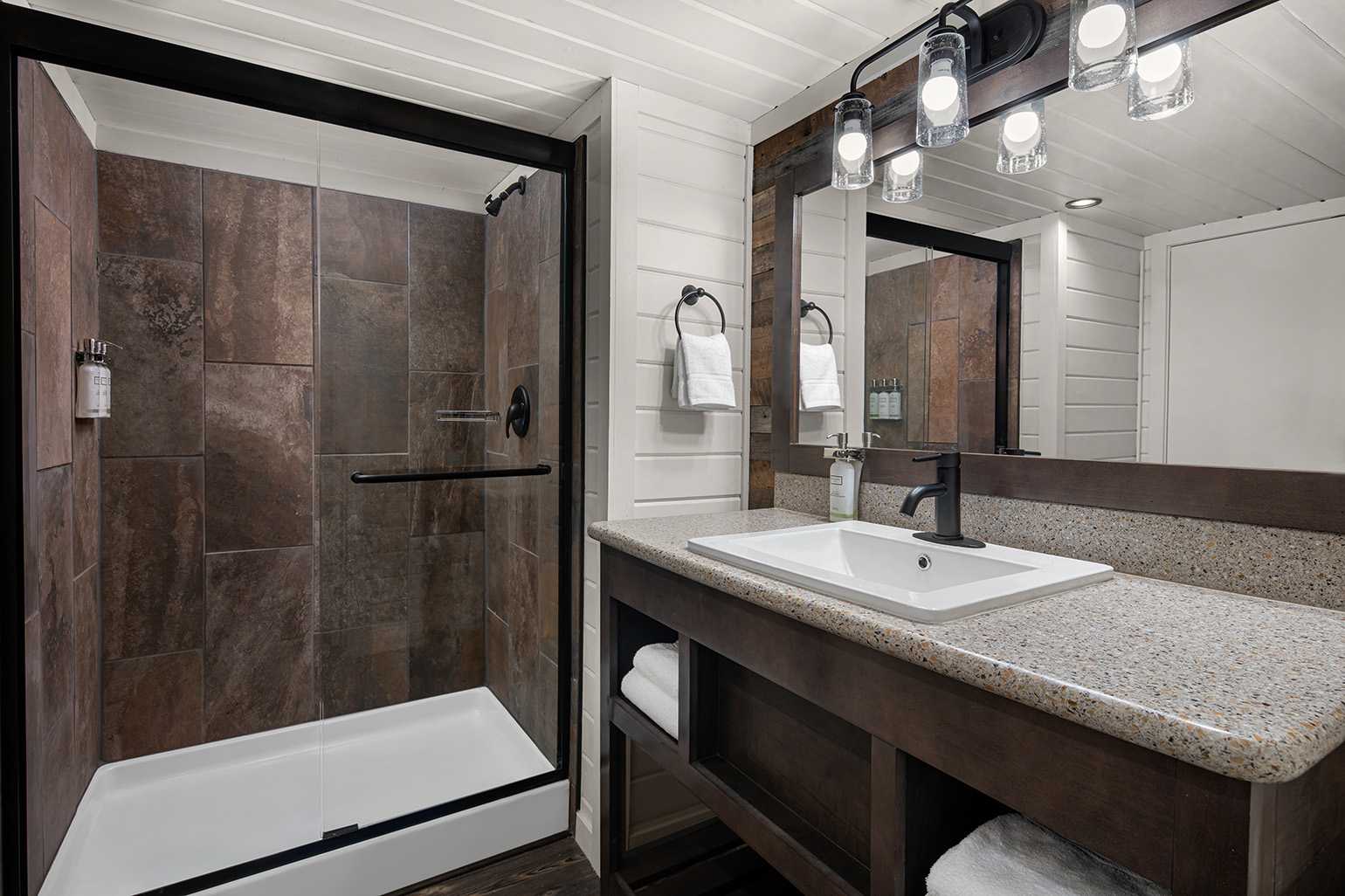 Boo Boo Bear™ Cabin