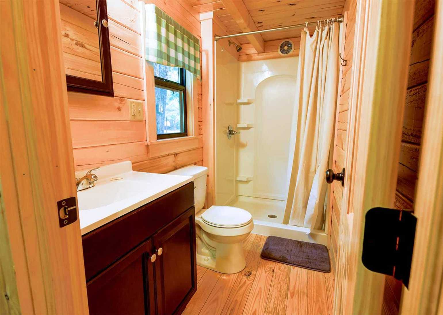 Black Bear Escape Cabin