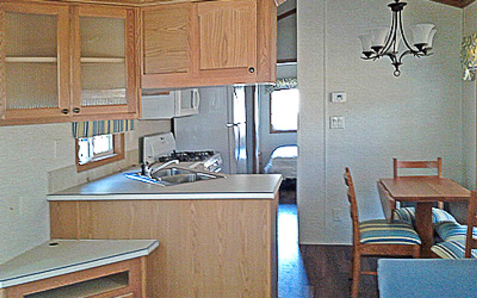 Cabin Style #11 2 Bedroom sleeps 5