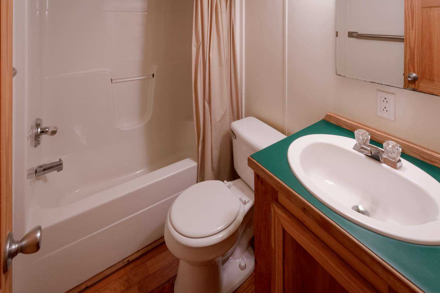 Premium Lodge - 1 Bedroom w/ Loft