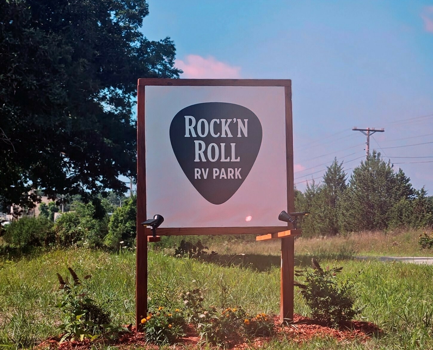 Rock N Roll RV Park