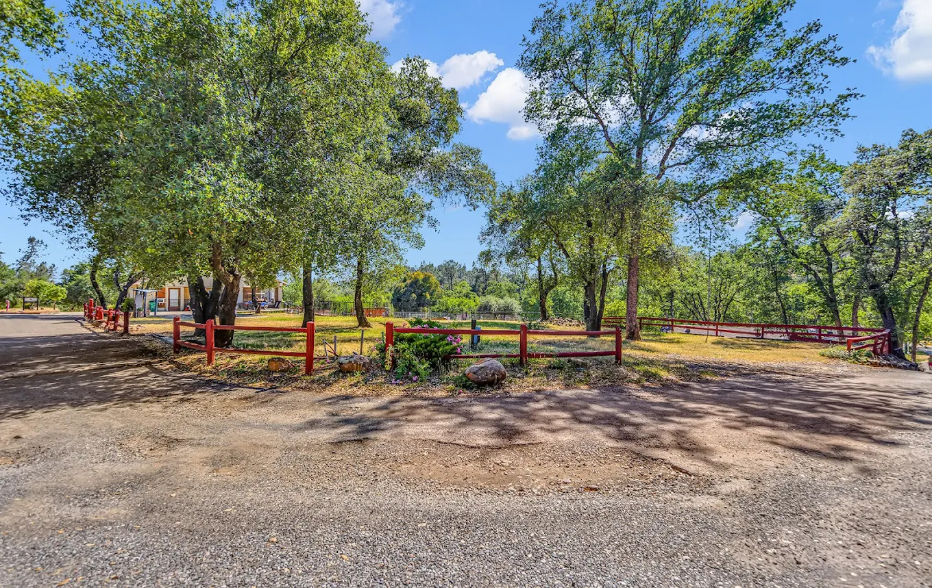 North Redding RV Village