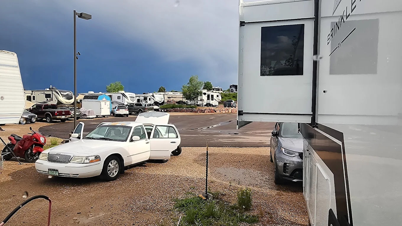 Foot of the Rockies RV Campground and Storage